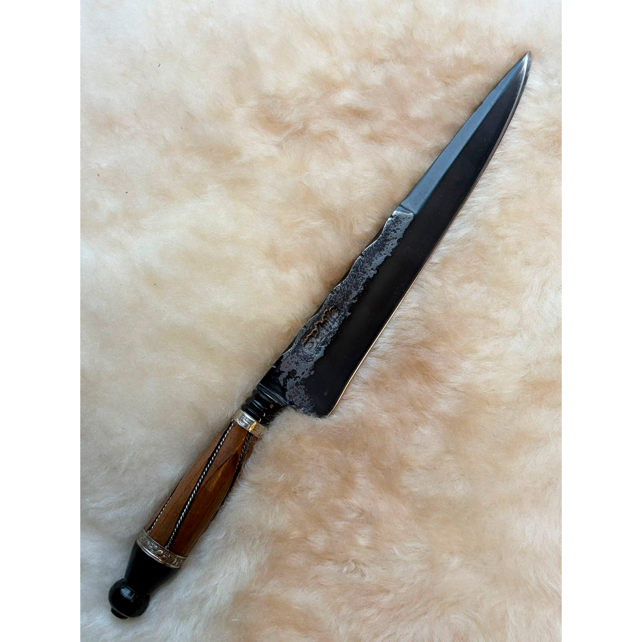 Cuchillo D'AVILA, mango c/detalle alpaca 8