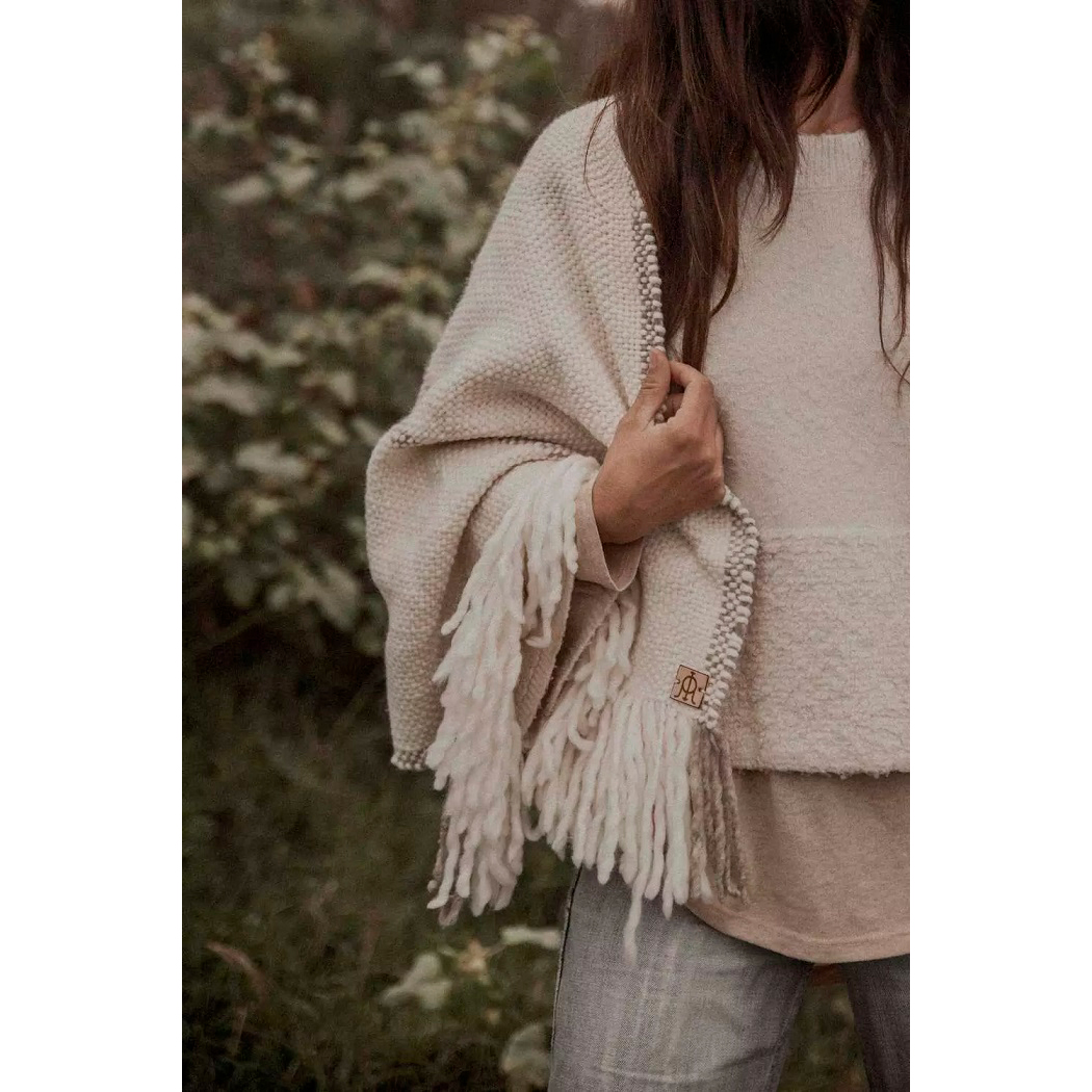 Shawls lana peinada EM Coati. (Foto Ilustrativa)