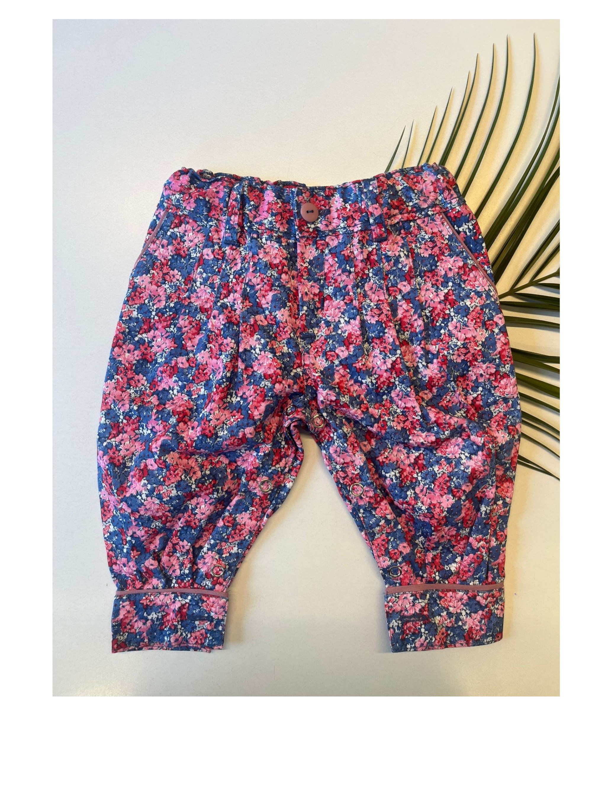 CHARABON Bombacha flores azul y roja para ni�a