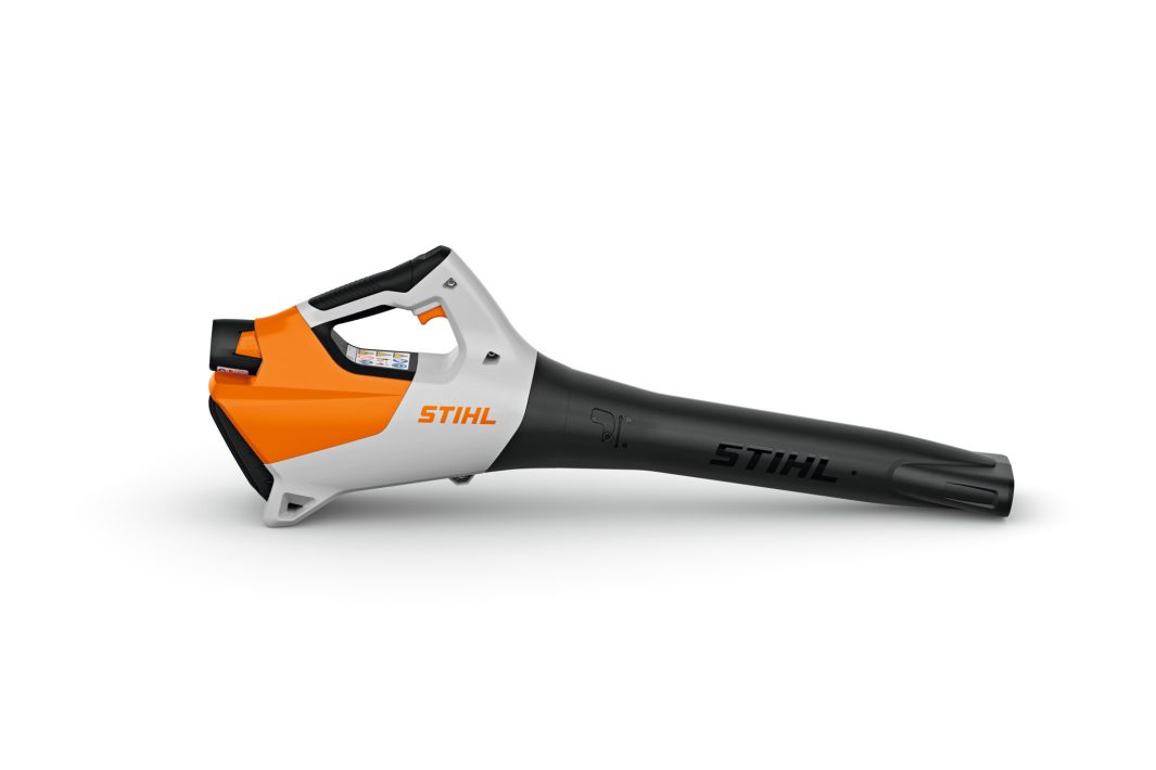 STIHL Sopladora BGA 30 sin cargador sin bateria (5342)