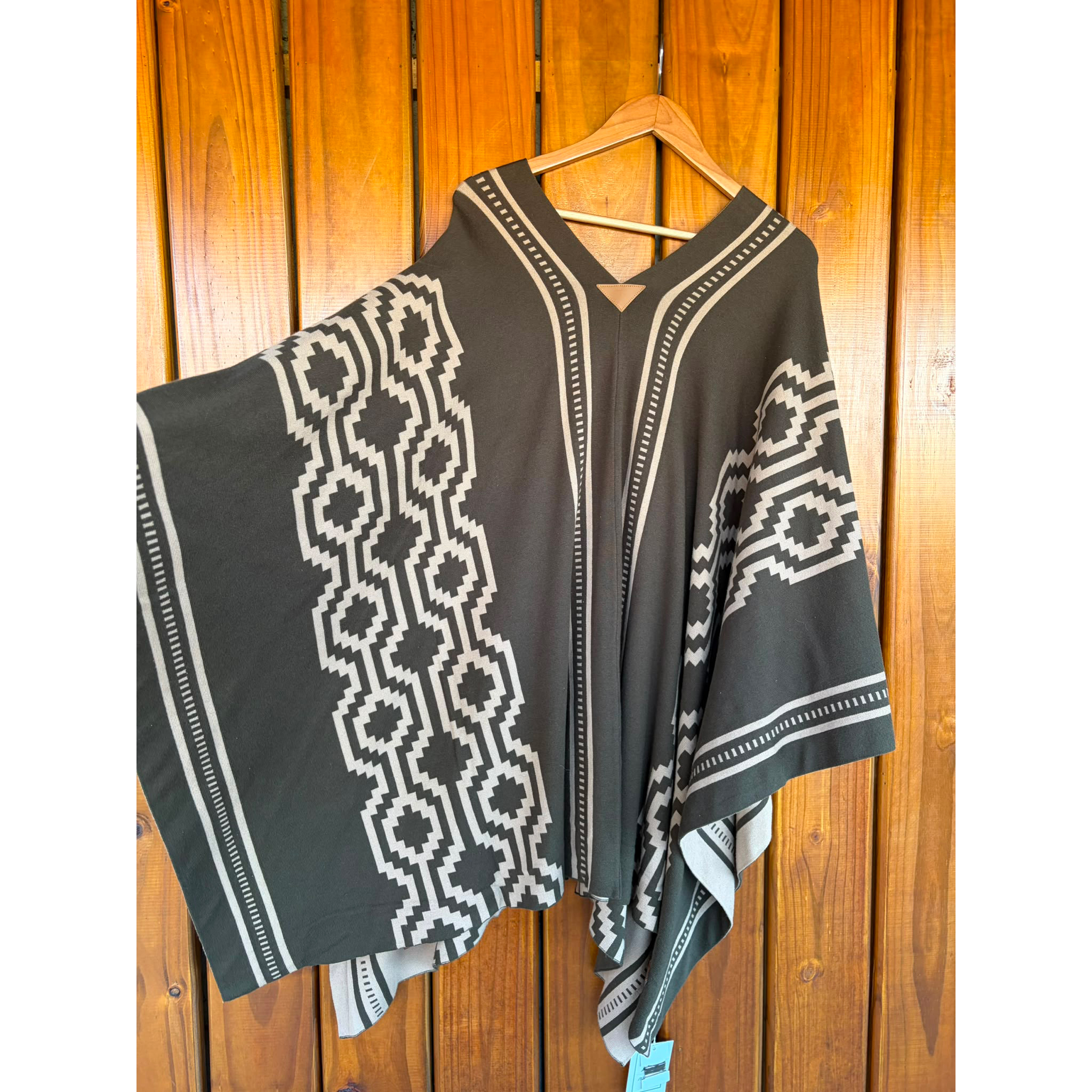 extra_image_preview_poncho-mulita.jpg